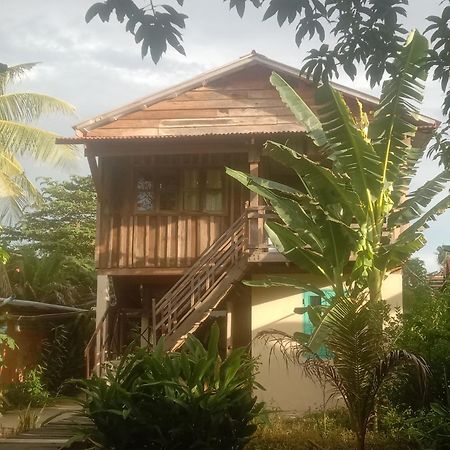 O'Hamok Family Homestay 바탐방 외부 사진