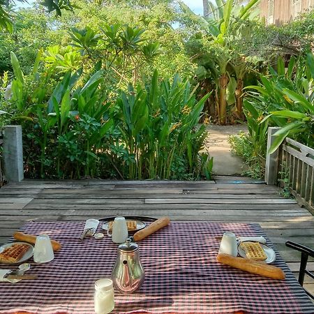 O'Hamok Family Homestay 바탐방 외부 사진