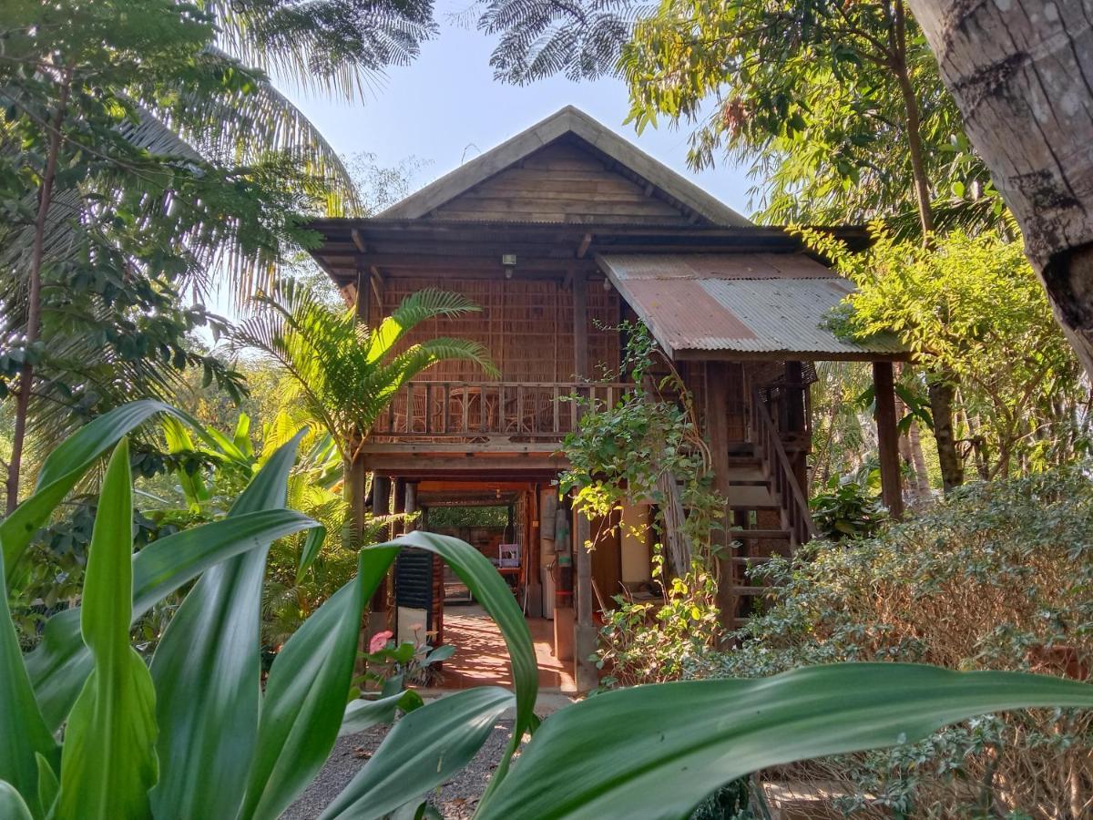 O'Hamok Family Homestay 바탐방 외부 사진